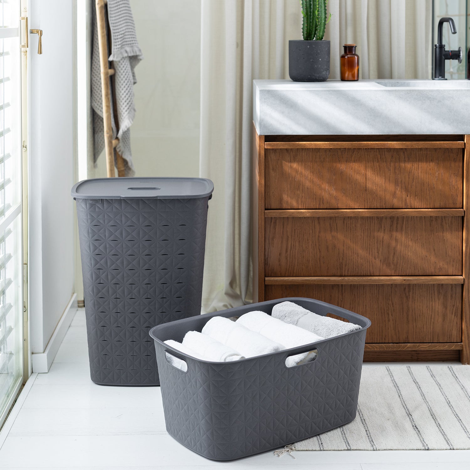 CURVER - Cesta portabiancheria Softex Grigio Scuro 45 litri